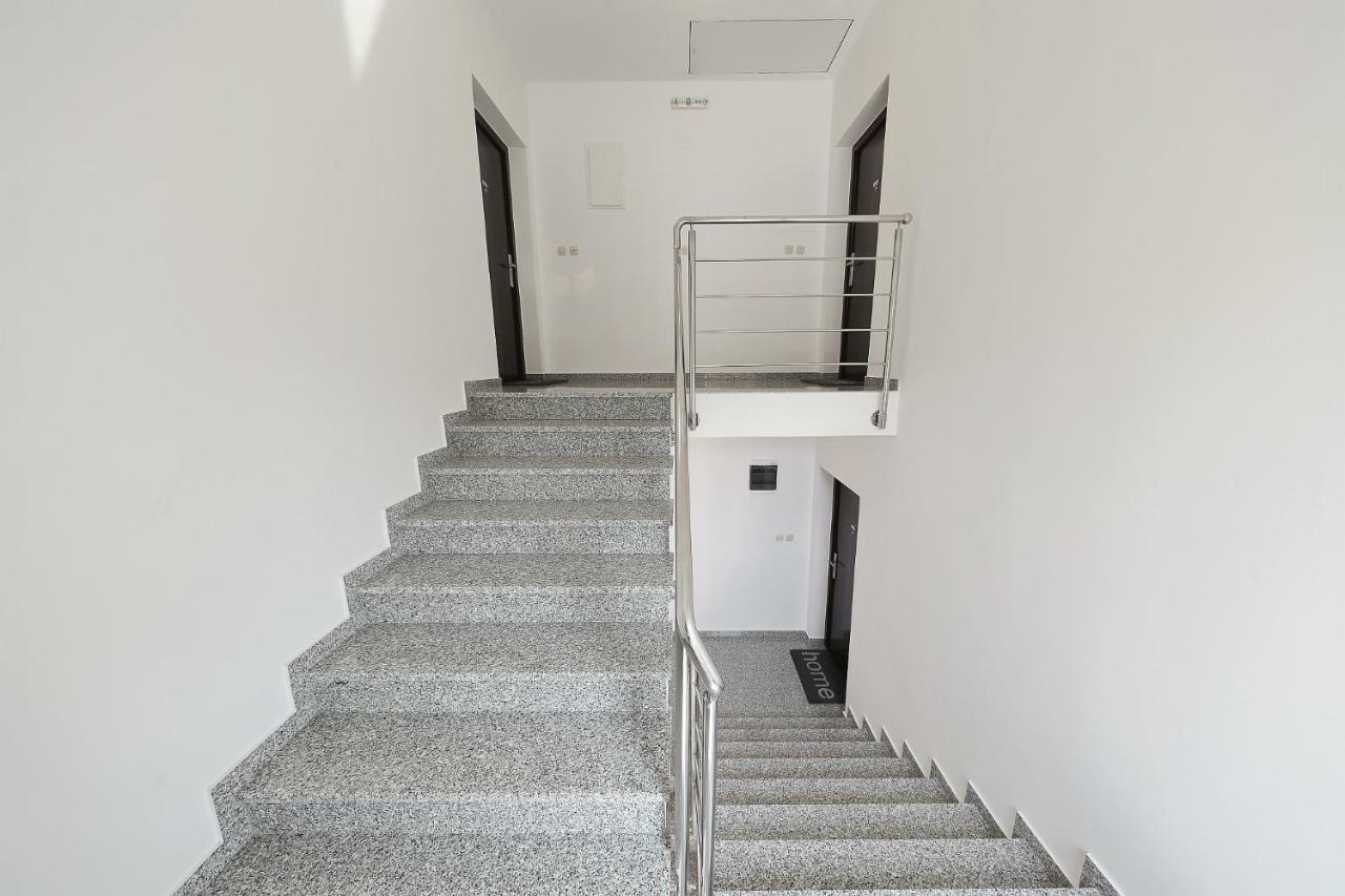 Marijana Apartman *